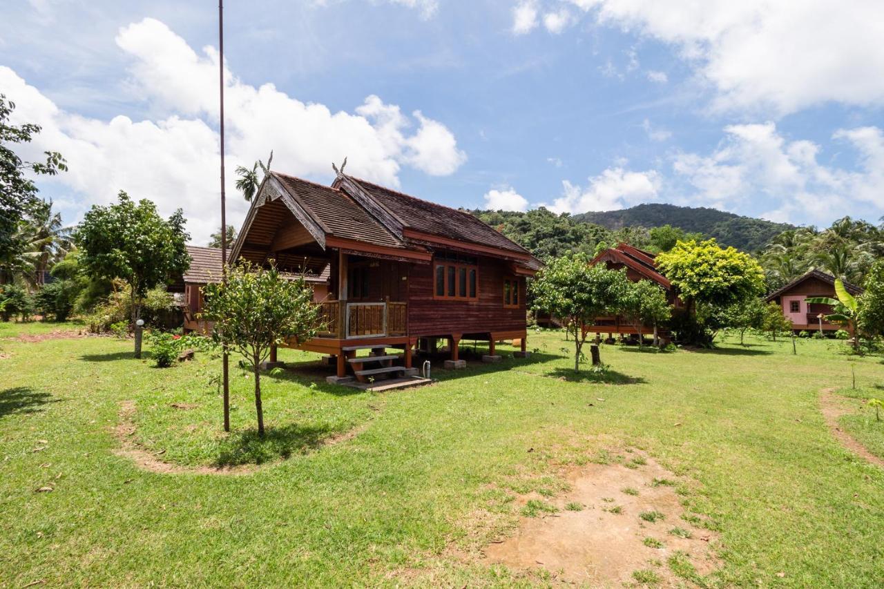 Oyo 1143 Phet Luran Thai Resort Kohchang Koh Chang Exterior photo