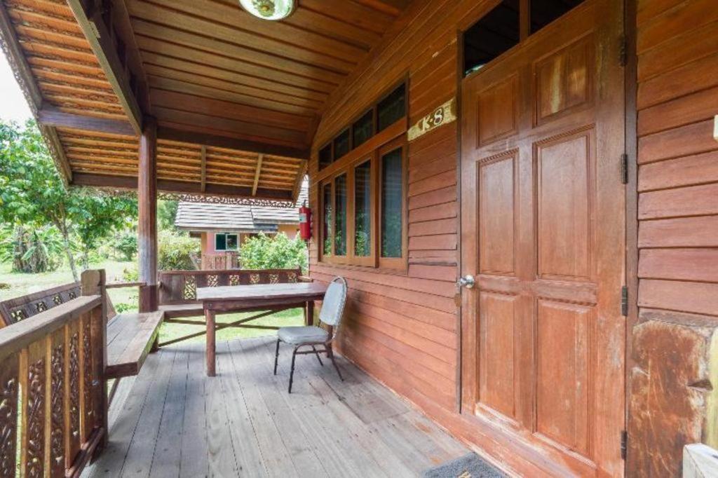 Oyo 1143 Phet Luran Thai Resort Kohchang Koh Chang Exterior photo