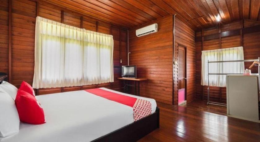 Oyo 1143 Phet Luran Thai Resort Kohchang Koh Chang Exterior photo